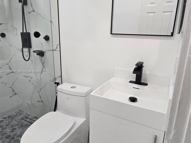 3-bedroom home for rent in Hollywood -  - MondialRealty