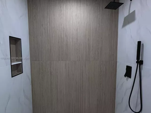 3-bedroom home for sale in West Palm Beach - 2660 Starwood Cir - MondialRealty