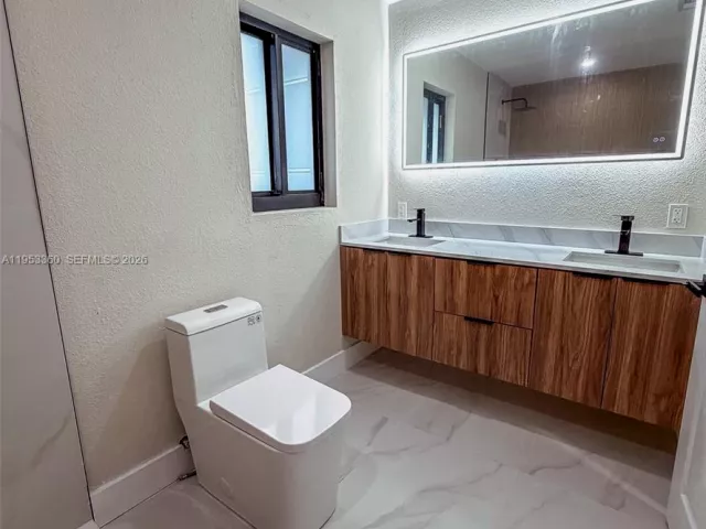 3-bedroom home for sale in West Palm Beach - 2660 Starwood Cir - MondialRealty