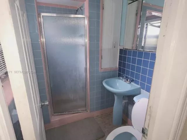 Home for sale at 1300 Marseille Dr - photo 7265113