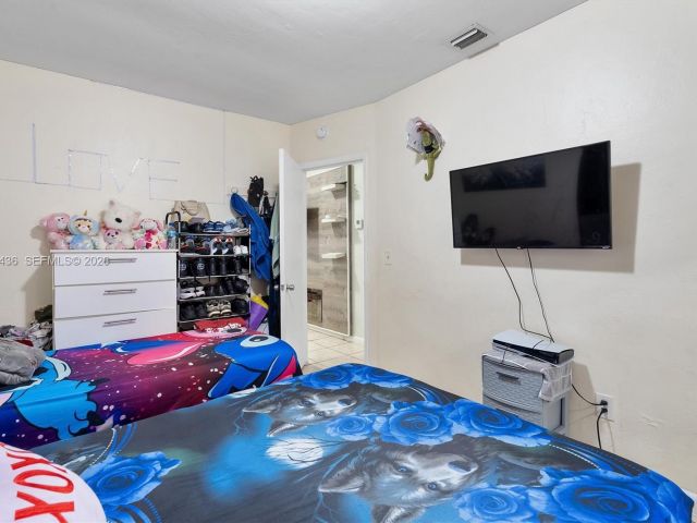 Home for sale at 1185 NW 118th - photo 7251877