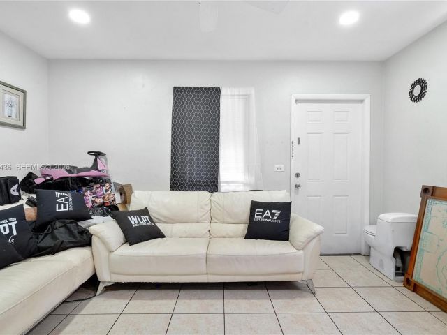 Home for sale at 1185 NW 118th - photo 7251886