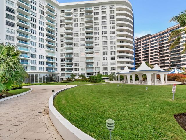 Apartment for sale  Unit #729 - photo 7262929