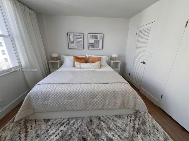 Apartment for rent  Unit #1111 - photo 7432682