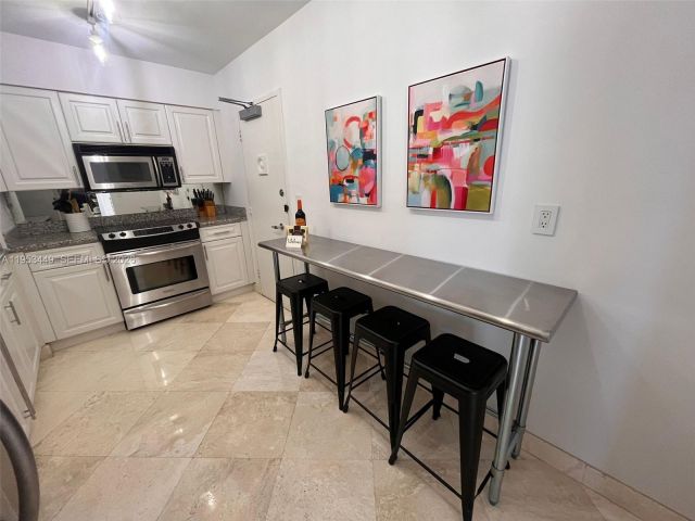 Apartment for rent  Unit #1111 - photo 7432693