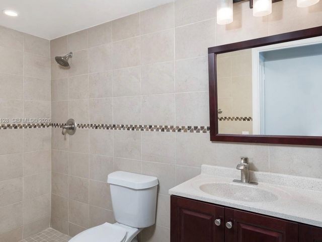 Apartment for rent  Unit #2004 - photo 7264210