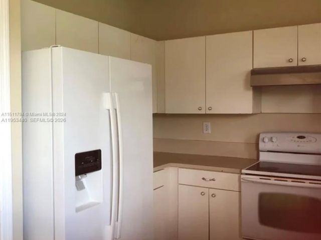 4-bedroom home for rent in Homestead - 27550 SW 138th Path 0 - MondialRealty