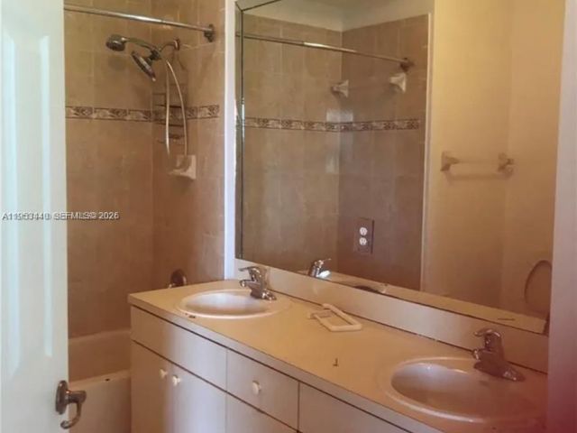 4-bedroom home for rent in Homestead - 27550 SW 138th Path 0 - MondialRealty