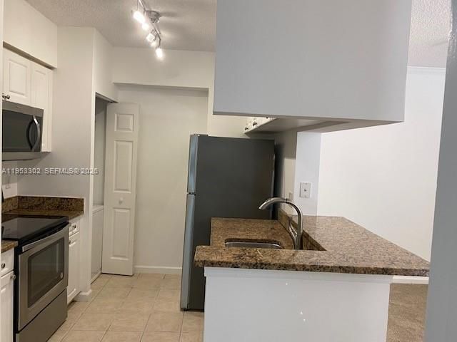 Apartment for rent  Unit #2119 - photo 7450265