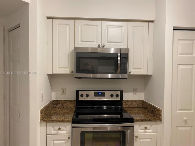 Apartment for rent  Unit #2119 - photo 7450266