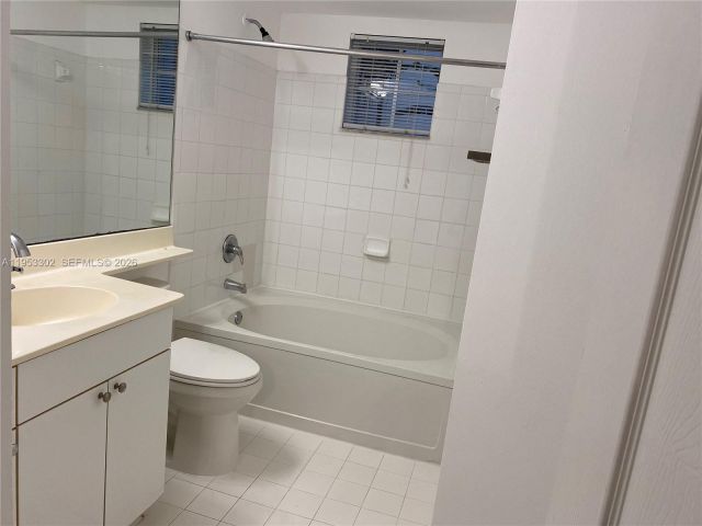 Apartment for rent  Unit #2119 - photo 7450272