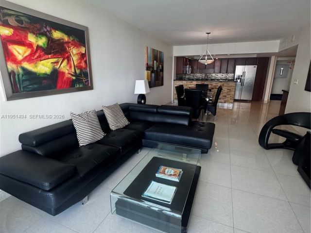 Apartment for rent  Unit #1427 - photo 7264383