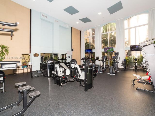 Apartment for rent  Unit #3404 - photo 7450255