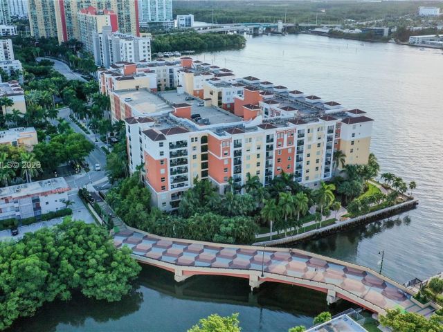 Apartment for rent  Unit #3404 - photo 7450261