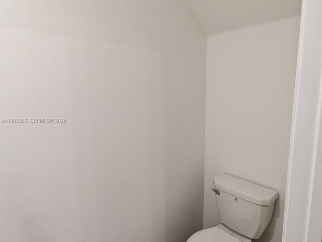 3-bedroom home for rent in Homestead - 28661 SW 132nd Pl - MondialRealty