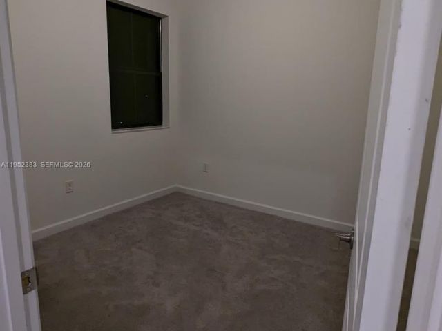 3-bedroom home for rent in Homestead - 28661 SW 132nd Pl - MondialRealty