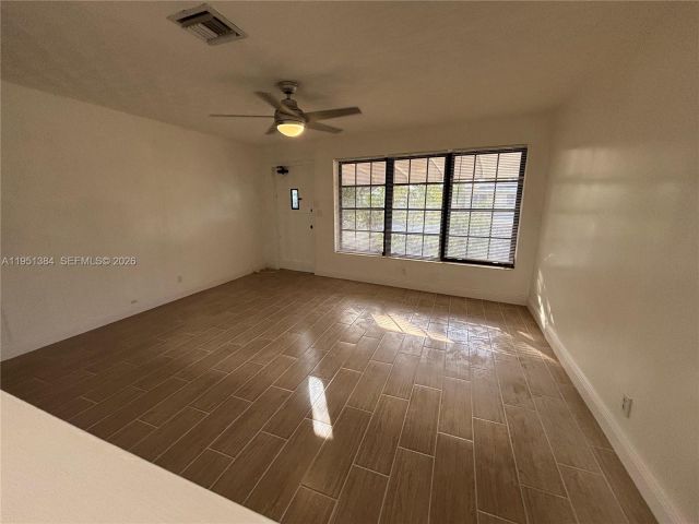Home for rent at 2510 NE 9th Ter - photo 7429697