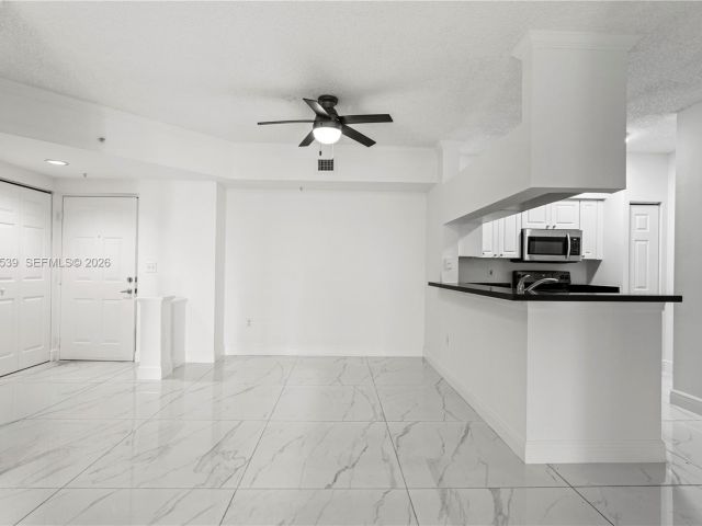 Apartment for sale  Unit #1210 - photo 7283771