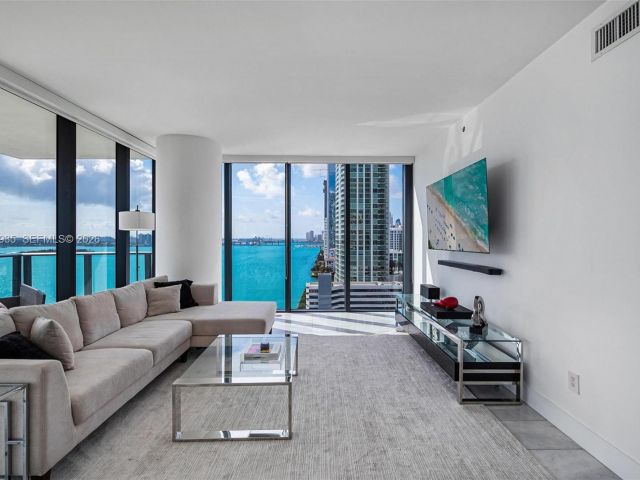 Apartment for sale  Unit #1701 - photo 7264455