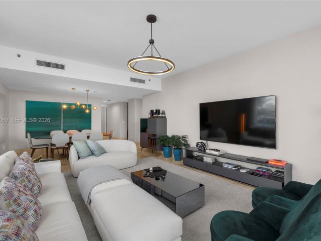 Apartment for sale  Unit #510 - photo 7278627