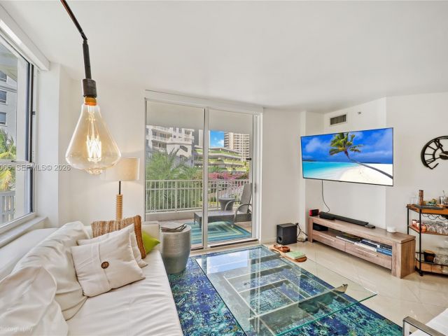 Apartment for rent  Unit #404 - photo 7288316