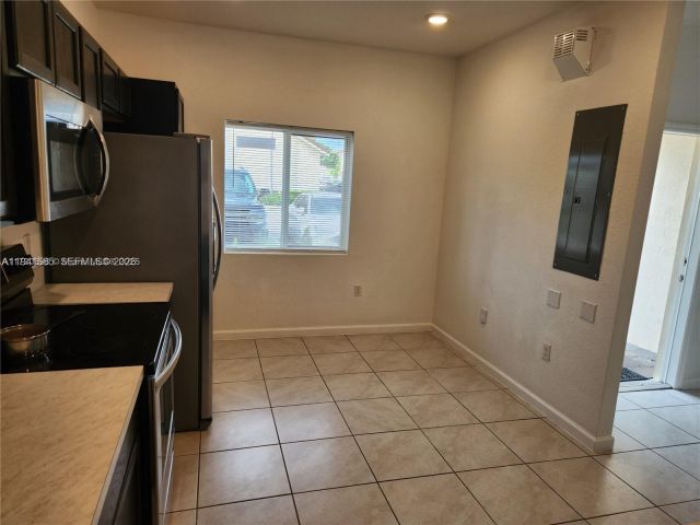 Home for rent at 2944 NW 180th St 2944 - photo 7429488