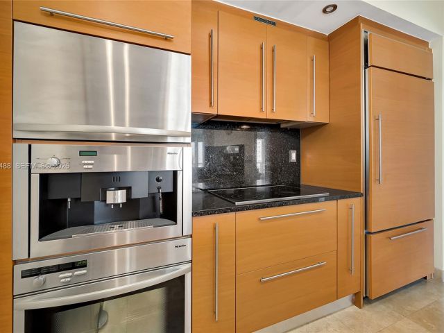 Apartment for rent  Unit #2810 - photo 7263448