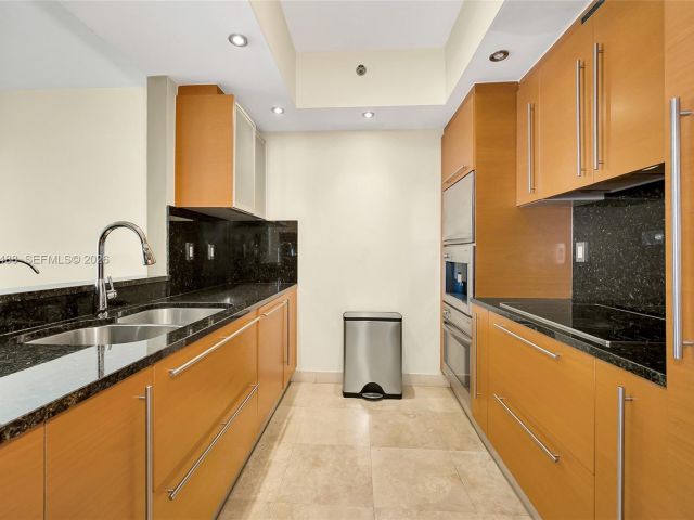 Apartment for rent  Unit #2810 - photo 7263449