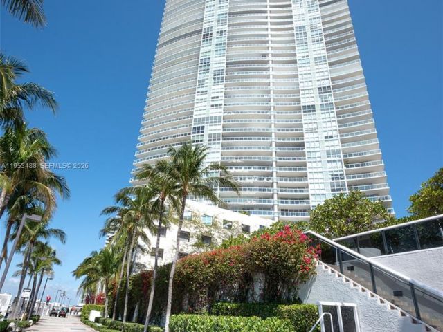 Apartment for rent  Unit #2810 - photo 7263454