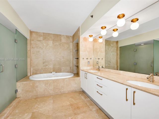 Apartment for rent  Unit #2810 - photo 7263455