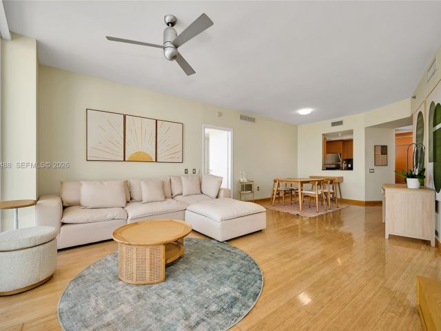 Apartment for rent  Unit #2810 - photo 7429533