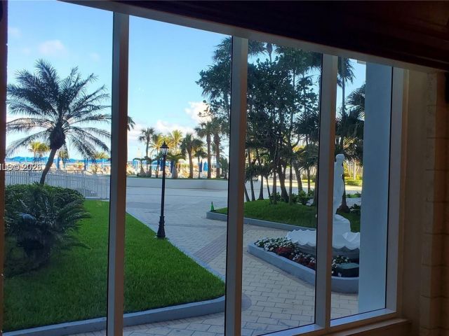 Apartment for sale  Unit #401 - photo 7442529