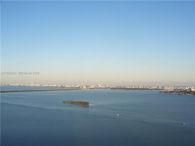 Apartment for rent  Unit #2505 - photo 7264335