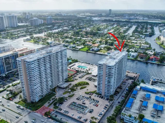 2-bedroom condo for sale in Hallandale Beach - 1965 S Ocean Dr 4S - MondialRealty