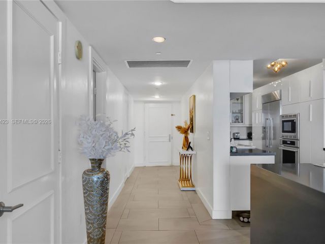 Apartment for sale  Unit #2208 - photo 7264722