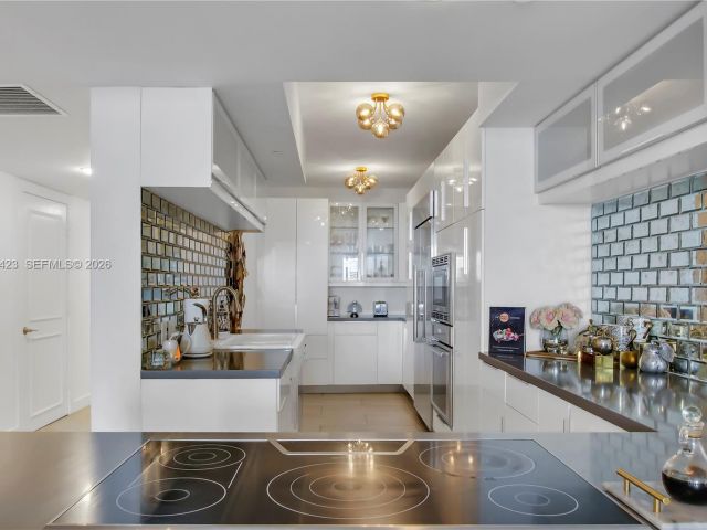 Apartment for sale  Unit #2208 - photo 7264728