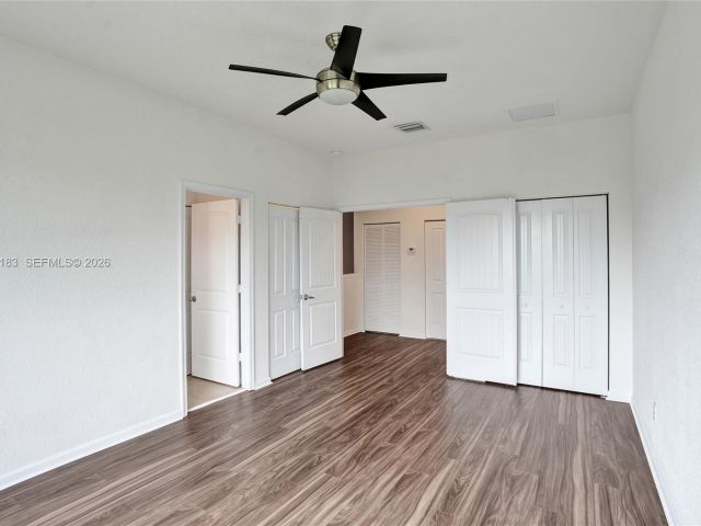 Home for sale at 358 SE 1st Way - photo 7285067