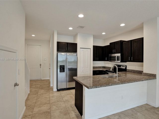 Home for sale at 358 SE 1st Way - photo 7285075