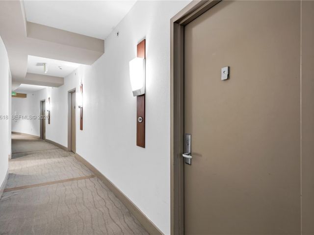 Apartment for rent  Unit #5310 - photo 7264432