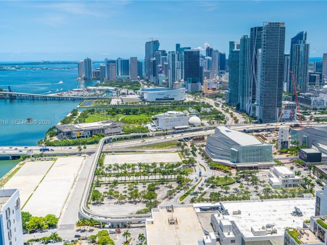 Apartment for rent  Unit #5310 - photo 7264435