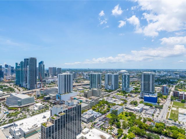 Apartment for rent  Unit #5310 - photo 7264437