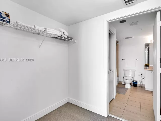 1-bedroom condo for rent in Miami - 1750 N Bayshore Dr 5310 - MondialRealty