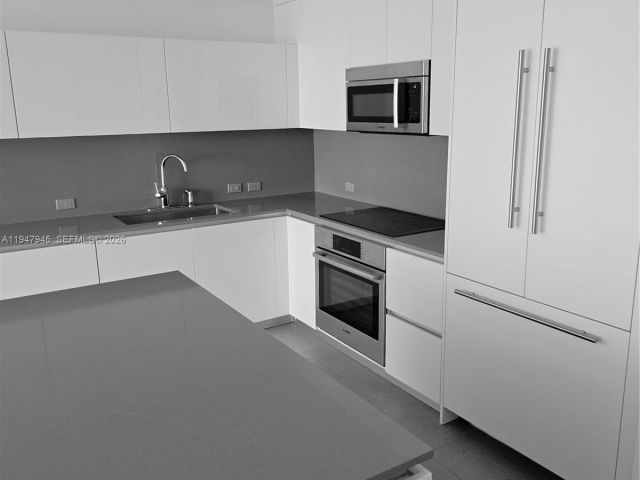 Apartment for sale  Unit #2110 - photo 7263495