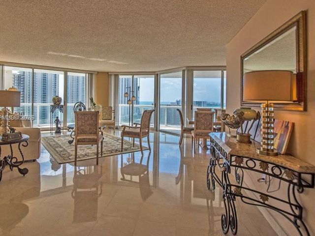 Apartment for rent  Unit #2143 - photo 7264414