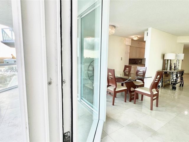 Apartment for rent  Unit #2143 - photo 7431471