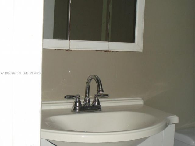 1-bedroom condo for sale in Hallandale Beach - 1965 S Ocean Dr 10P - MondialRealty