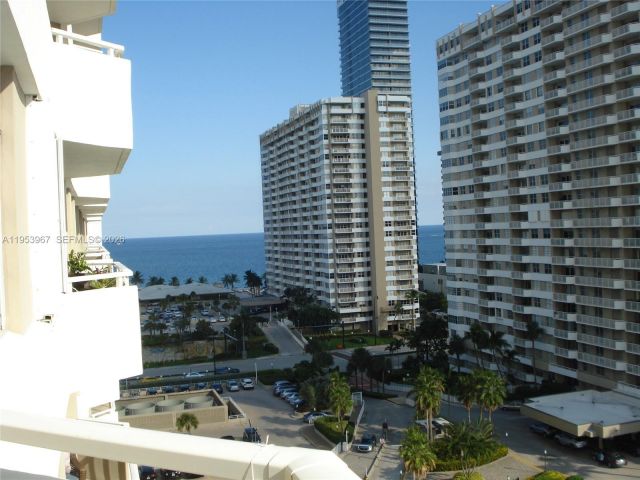 1-bedroom condo for sale in Hallandale Beach - 1965 S Ocean Dr 10P - MondialRealty