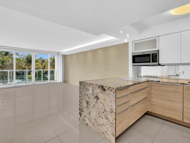 1-bedroom condo for rent in Sunny Isles Beach - 100 Bayview Dr 223 - MondialRealty