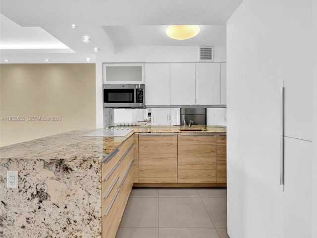 1-bedroom condo for rent in Sunny Isles Beach - 100 Bayview Dr 223 - MondialRealty