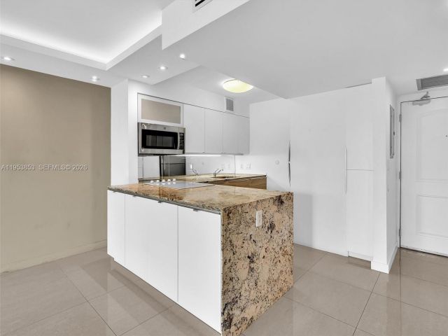 1-bedroom condo for rent in Sunny Isles Beach - 100 Bayview Dr 223 - MondialRealty